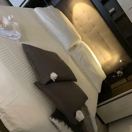Rubino Rosa Apartman *
